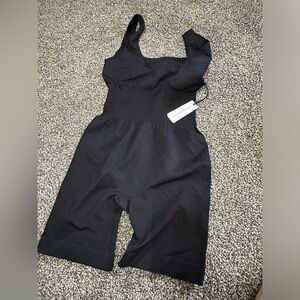 Revolve WeWoreWhat Active Rib all in one XS NWT